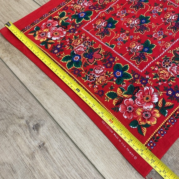 Vintage Red‎ Floral Cotton Bandanna - Picture 8 of 8